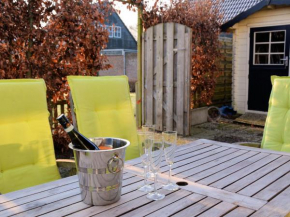 Cosy Holiday Home in Noordwijkerhout near Lake